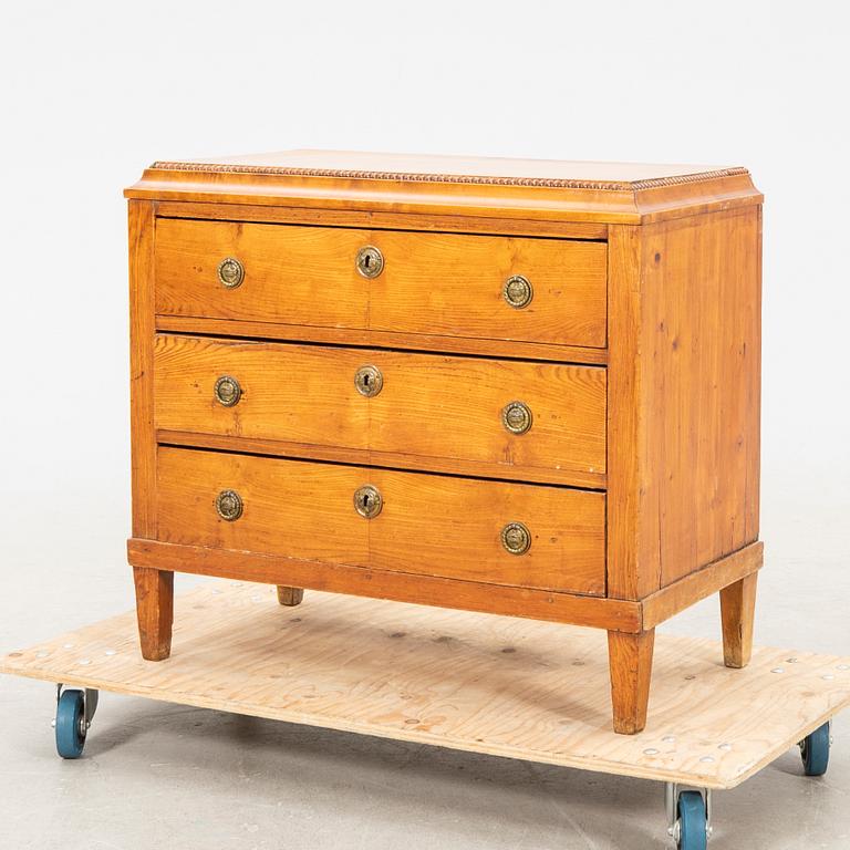 A mid 1800s pine dresser.