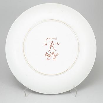 CARL-HARRY STÅLHANE & OSKAR DAHL, three stoneware plates, Rörstrand, Sweden, mid 20th century.