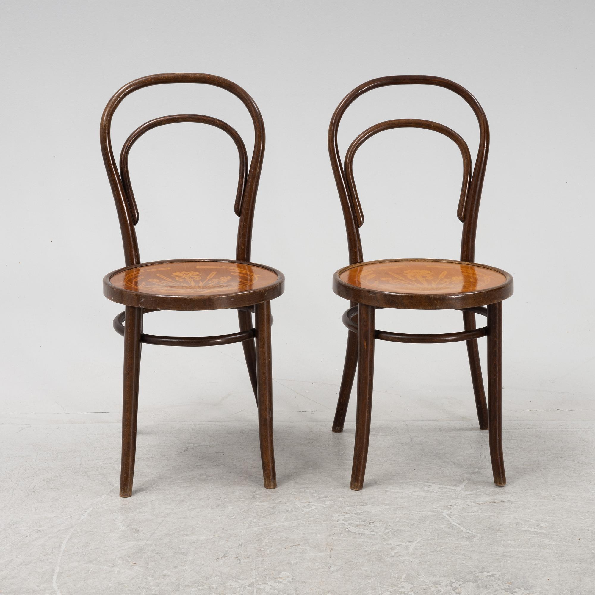 Six Thonet type chairs, Rumania, 20th Century.