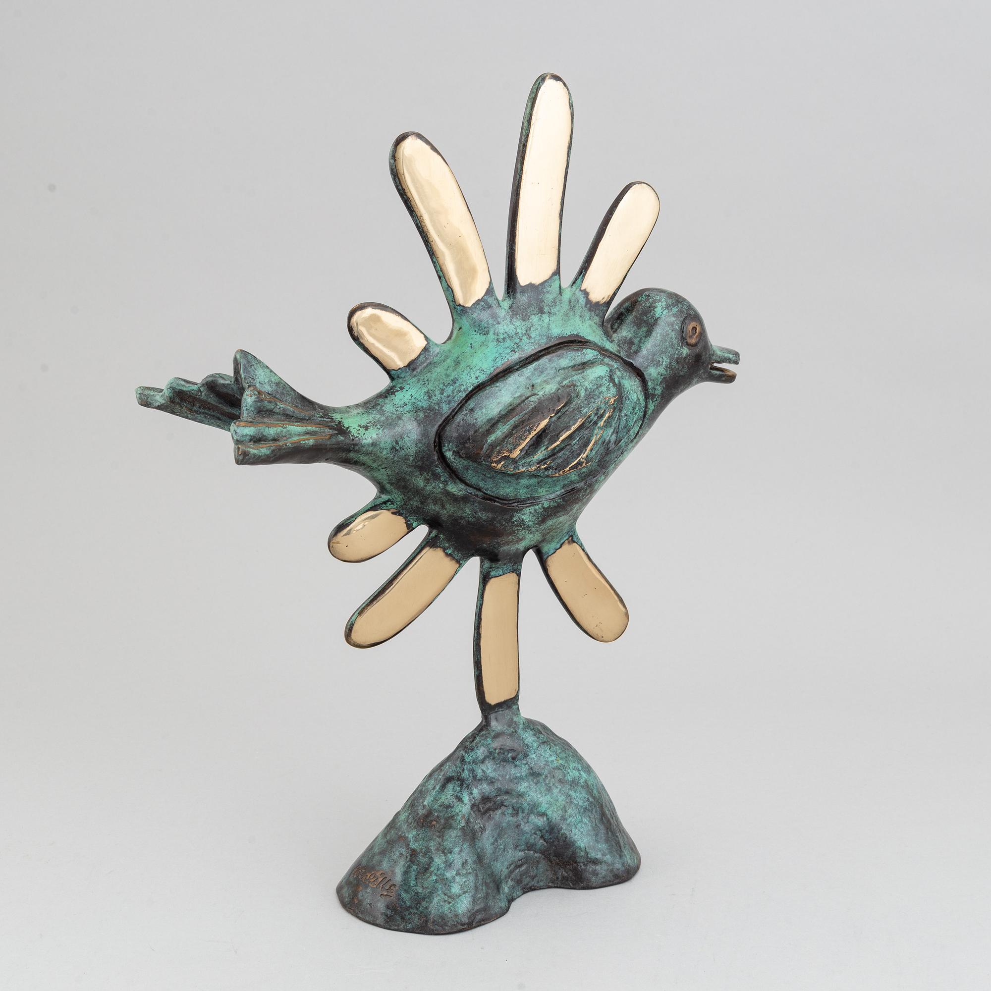 Beverloo Corneille, skulptur, grönpatinerad och blankpolerad brons, signerad och numrerad 66/100, daterad 2005.