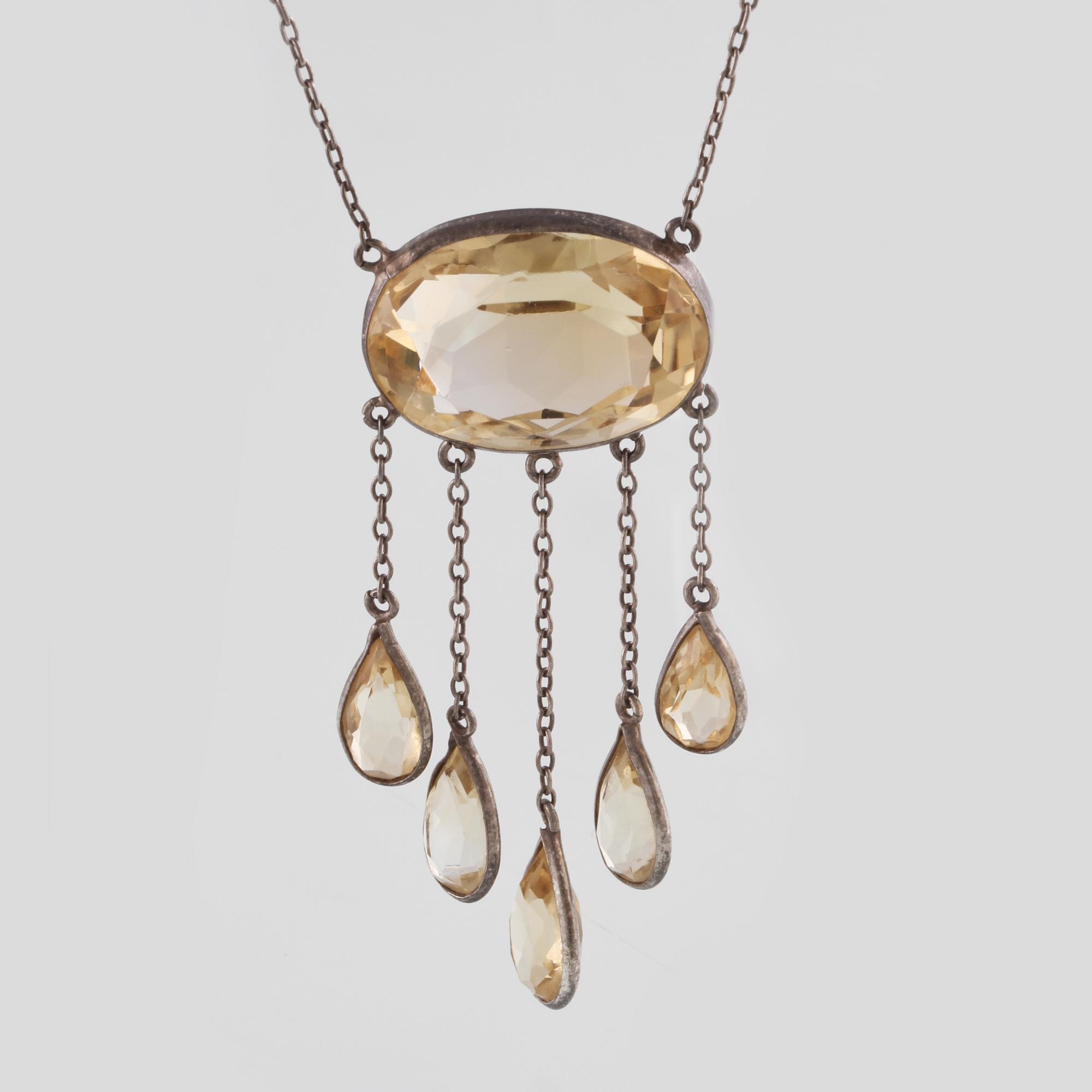 COLLIER, silver samt fasettslipade citriner. Vikt 6,2 gram.