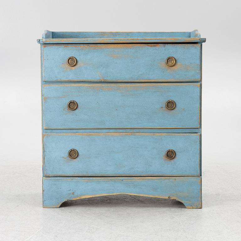A 19th century chest of drawers.