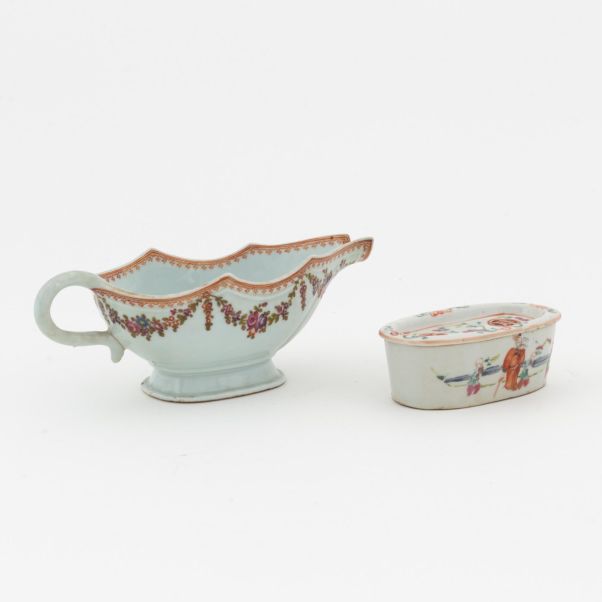A group of Chinese Export porcelain, Qing dynasty, 18th/19th Century. (8 pieces).