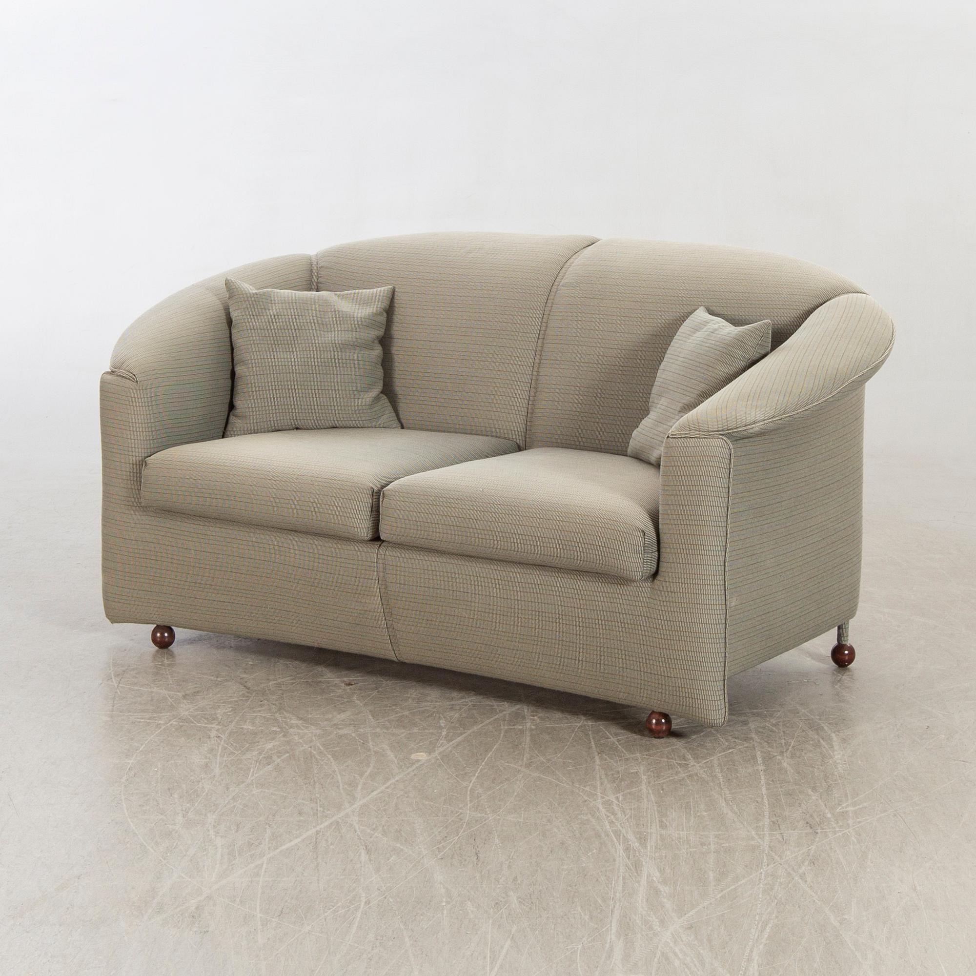 Paolo Piva sofa "Aura" for Wittmann later part of the 20th century.