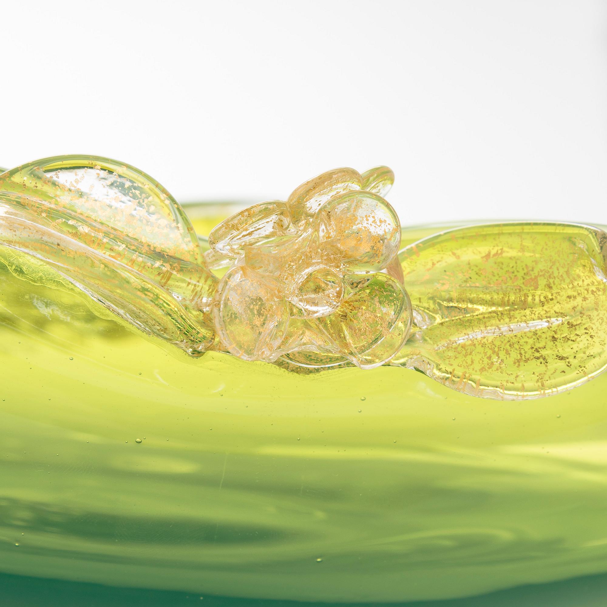 A centre-piece glass bowl, presumably Murano, latter half of the 20th century.