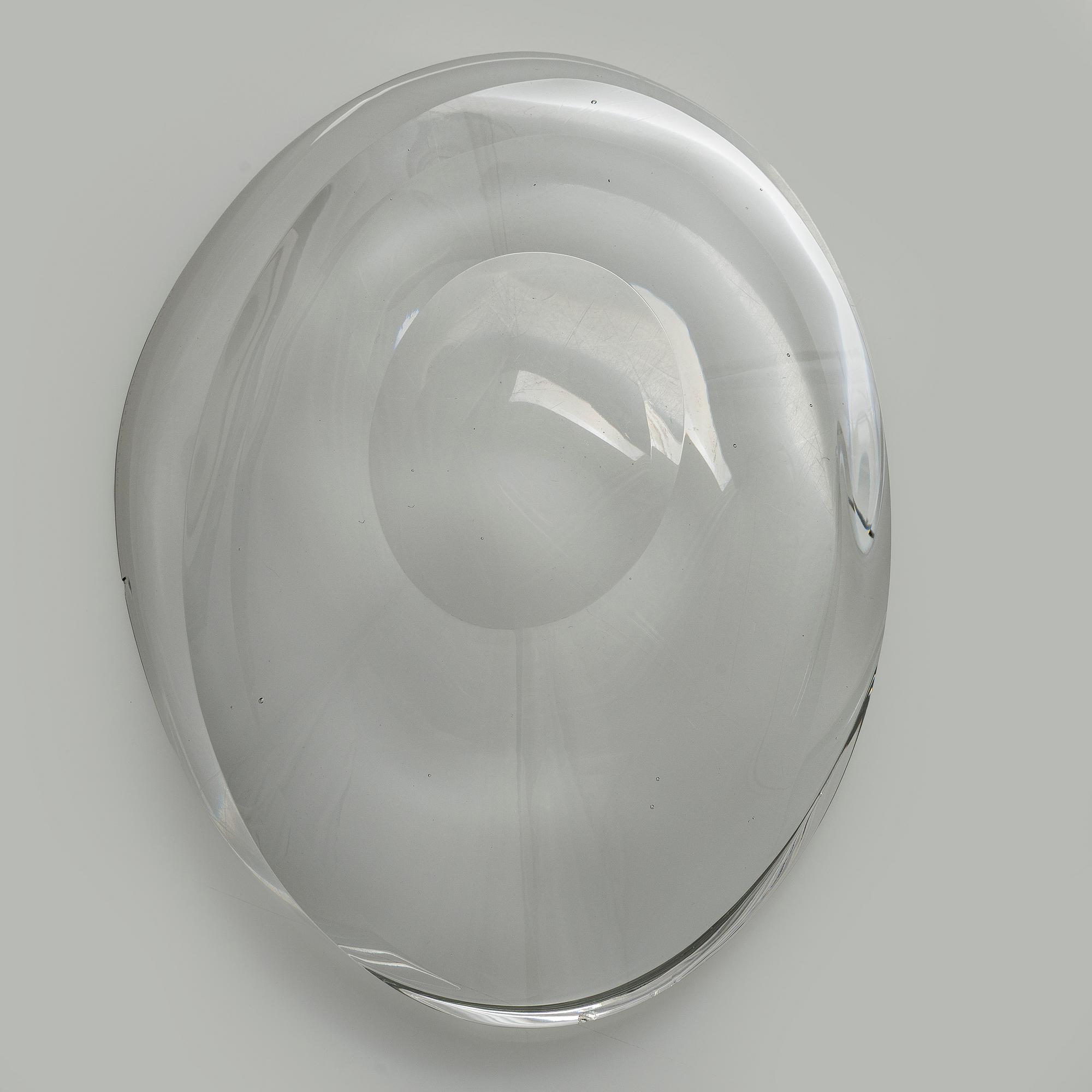 Tapio Wirkkala, an Art glass bowl, signed Tapio Wirkkala Iittala 3860.