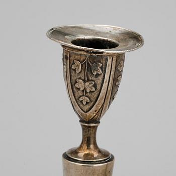 LJUSSTAKAR, ett par, silver, Wien, Österriket Ungern 1806. Vikt ca 545 gram.