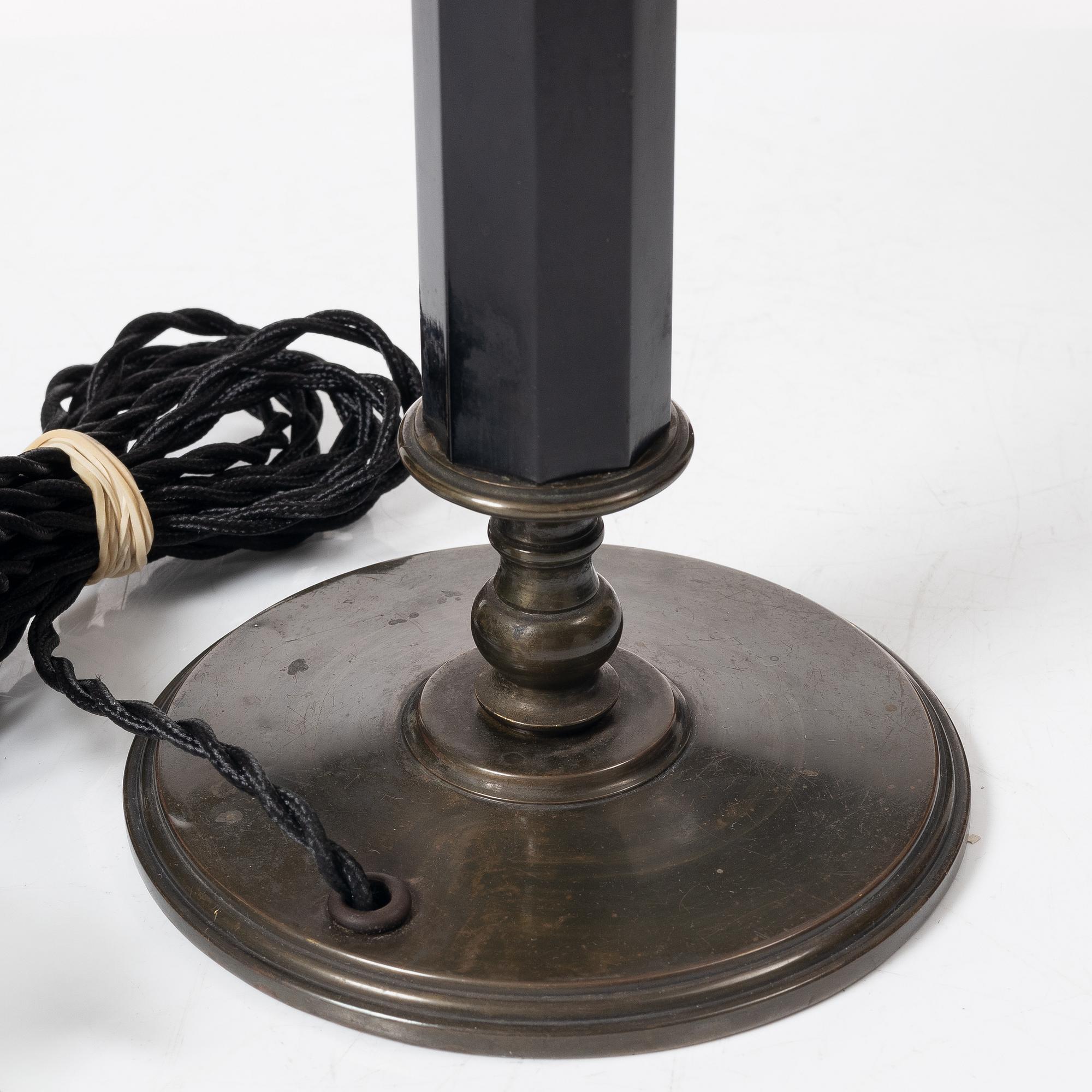 Erik Tidstrand, a table lamp model "27262", Nordiska Kompaniet, 1920s-30s.