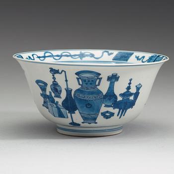 SKÅL, porslin. Qingdynastin, Kangxi (1662-1722).