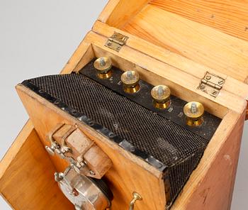 TELEFONER, 2 st, Allmänna Sv Elektr Bolaget, Filialen Gefle, 1900-talets början.