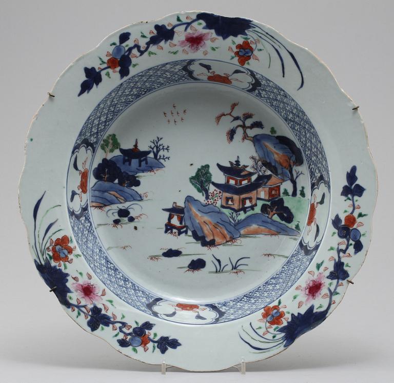 SKÅLFAT, porslin, Kina, 1700-tal.