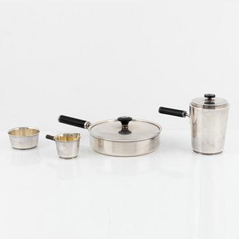Erik Fleming, a 3-piece silver plated coffee service and a lidded dish, GAB, 1930's/40's.