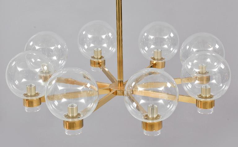 TAKLAMPA, 1900-talets andra hälft. Höjd 78 cm.