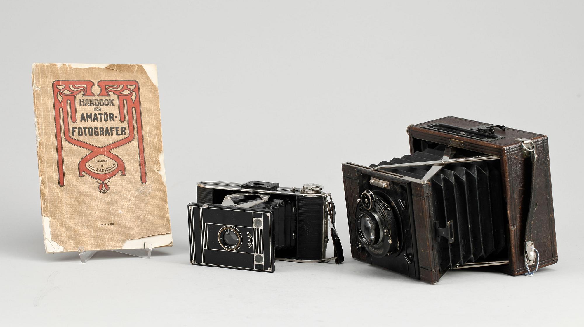 PARTI KAMEROR, 2 st, Nettel Sontheim a. Neckar, nr 168114 samt Agfa Billy Clack modell 74. Tyskland. 1920-1930-tal.