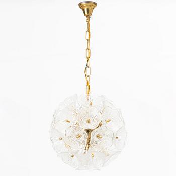 A ceiling lamp from the latter half of the 20th century.
