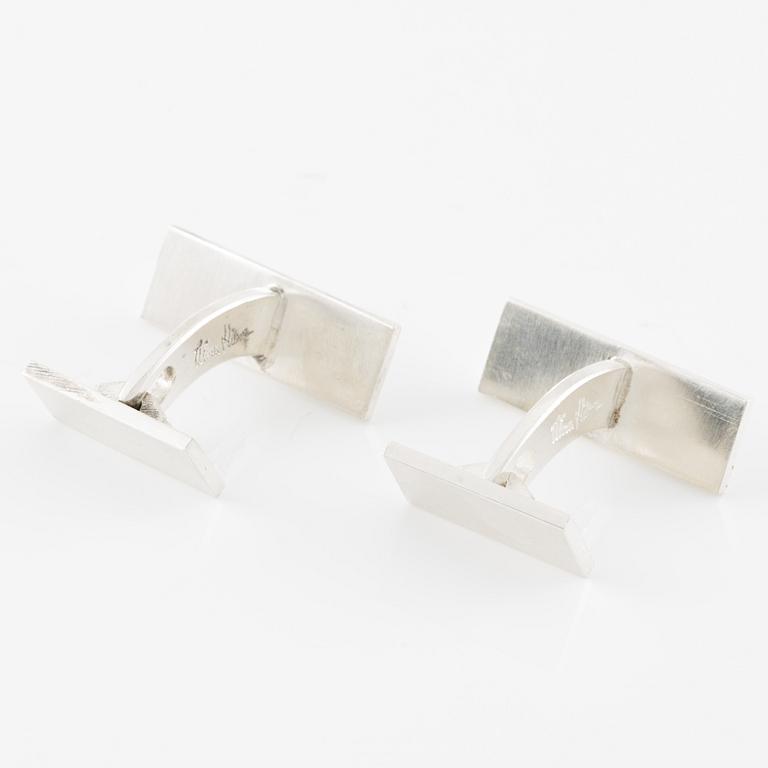 Wiwen Nilsson, a pair of sterling silver cufflinks, Anders Nilsson, Lund 1945.