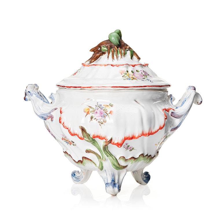 A Rococo faience tureen with cover, unmarked, Rörstrand, 18th Century.