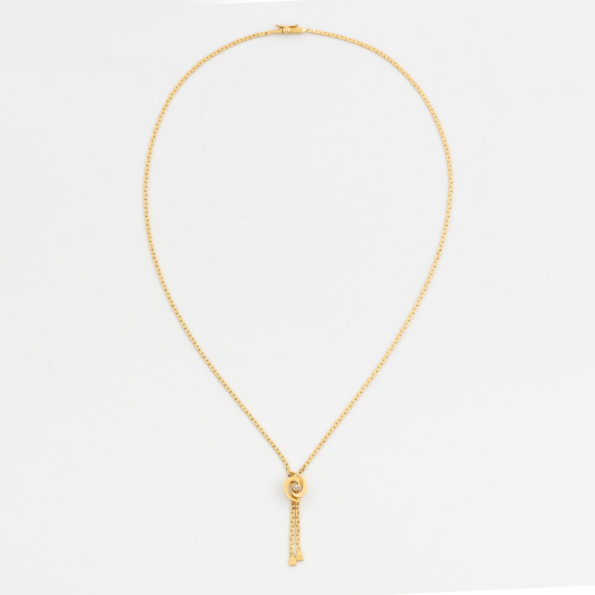 Collier, 18K gold with a small diamond.