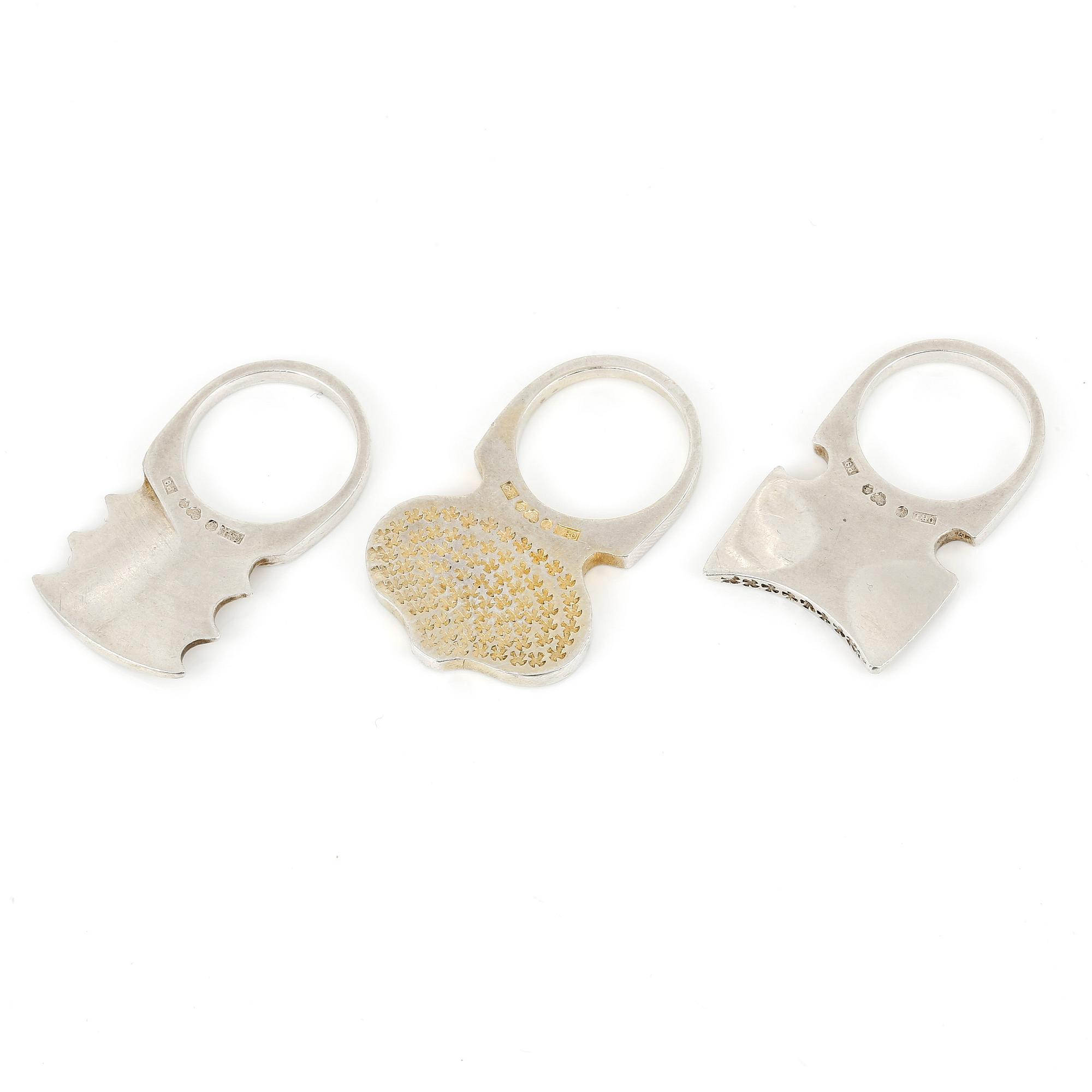 RING, tre delar, silver, Owen & Larsson, Stockholm, 1965. Total vikt ca 29,81 g.