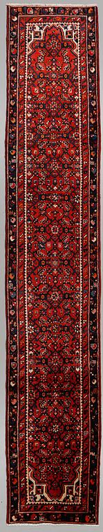 GALLERIMATTA, Hamadan, sent 1900-tal, ca 410x75 cm.
