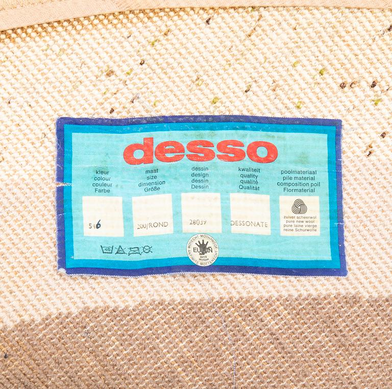 Carpet Desso late 20th century diameter 195 cm.