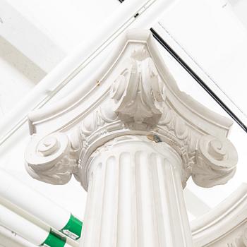 Columns a pair 20th century.