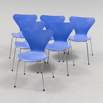 ARNE JACOBSEN, STOLAR, 6 st, "Sjuan". Märkta, Fritz Hansen, Danmark. 1980-tal.