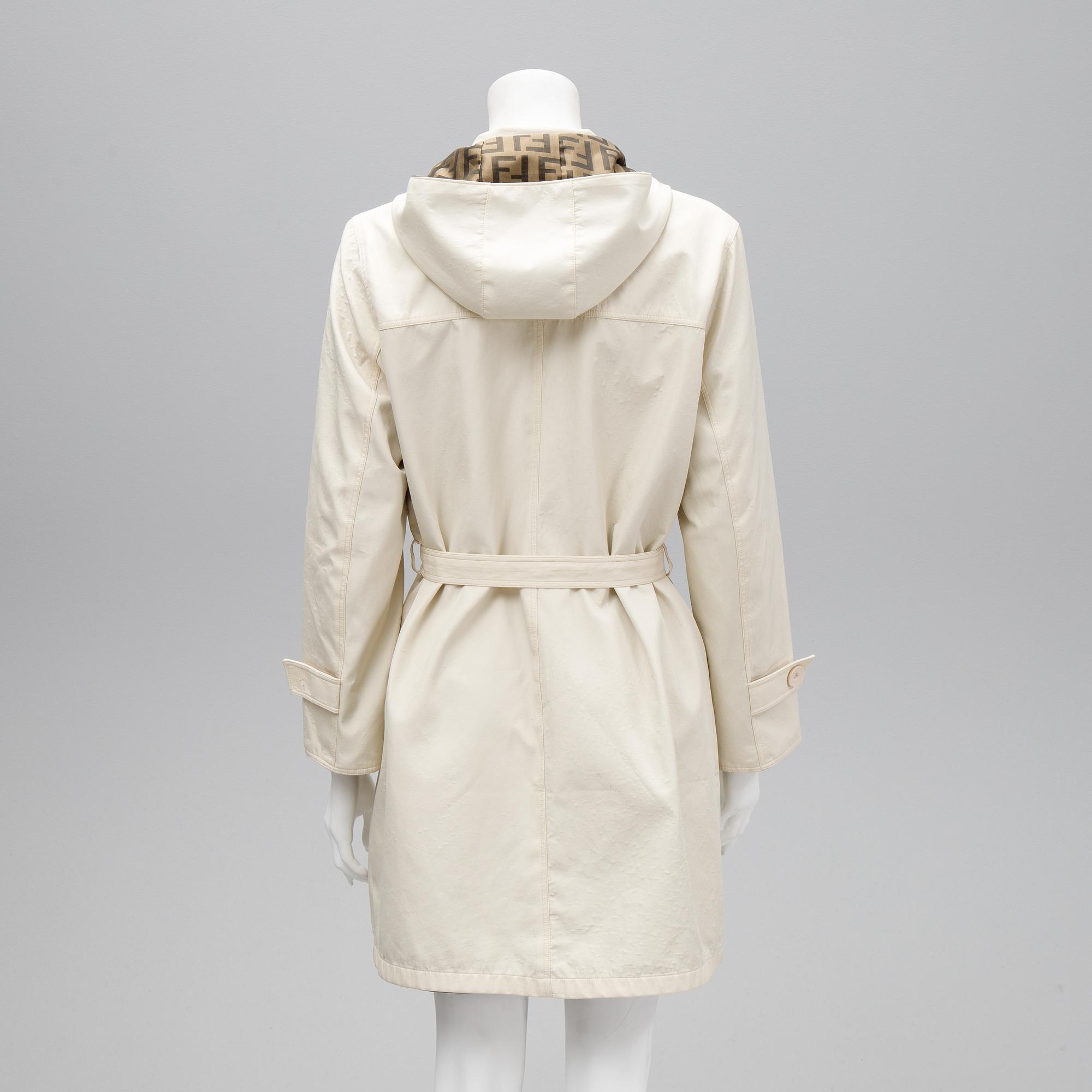 Fendi, trenchoat, size M.
