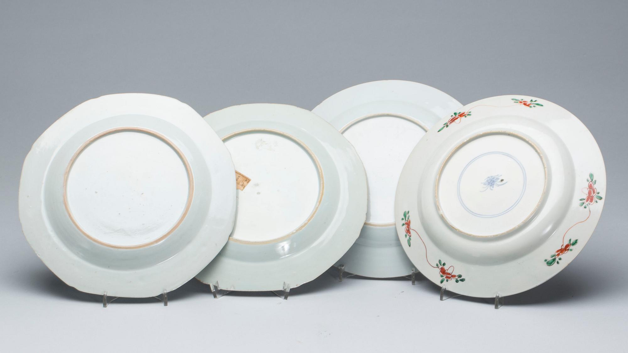 TALLRIKAR, porslin, 7 st, Mestadels Qianlong. 1700/1800-tal.