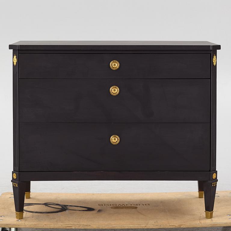 Byrå, gustaviansk stil, 1900-talets mitt.