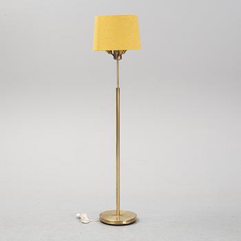 Josef Frank, golvlampa, modell 2148, Firma Svenskt Tenn.