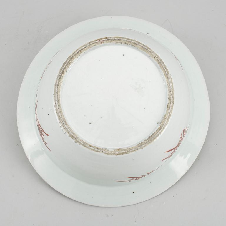 TVÄTTFAT, porslin, Kina 1800-talets andra hälft.