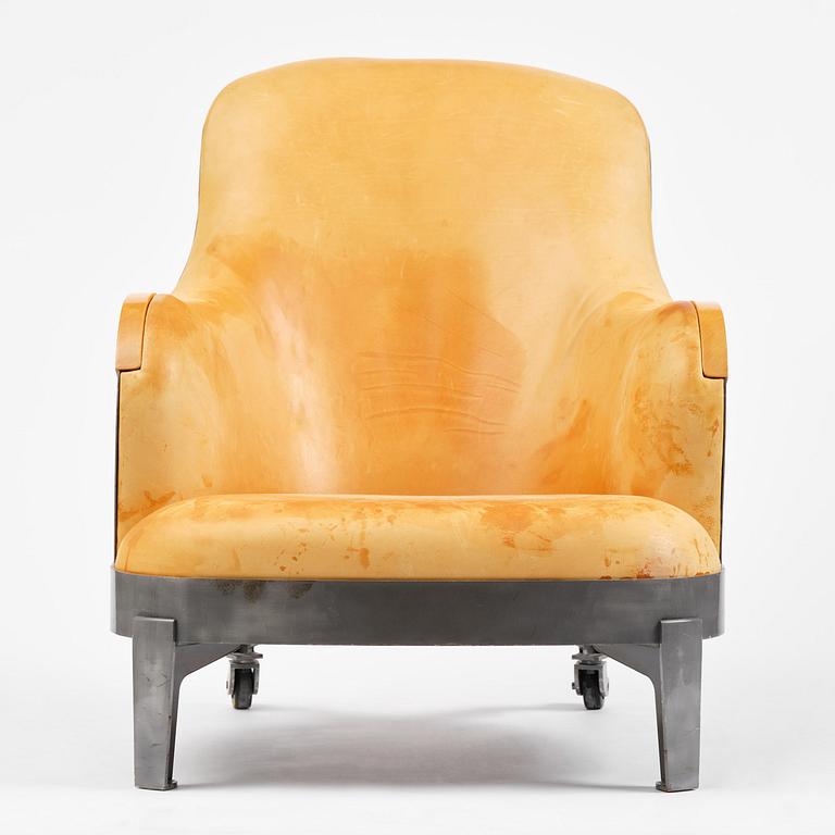 Mats Theselius, fåtölj, ”The Ritz”, ed. 56/90, Källemo, Värnamo, efter 1994.