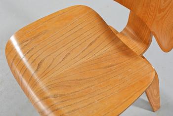 STOL, "DCW", Charles och Ray Eames, modellen formgiven 1945-6.