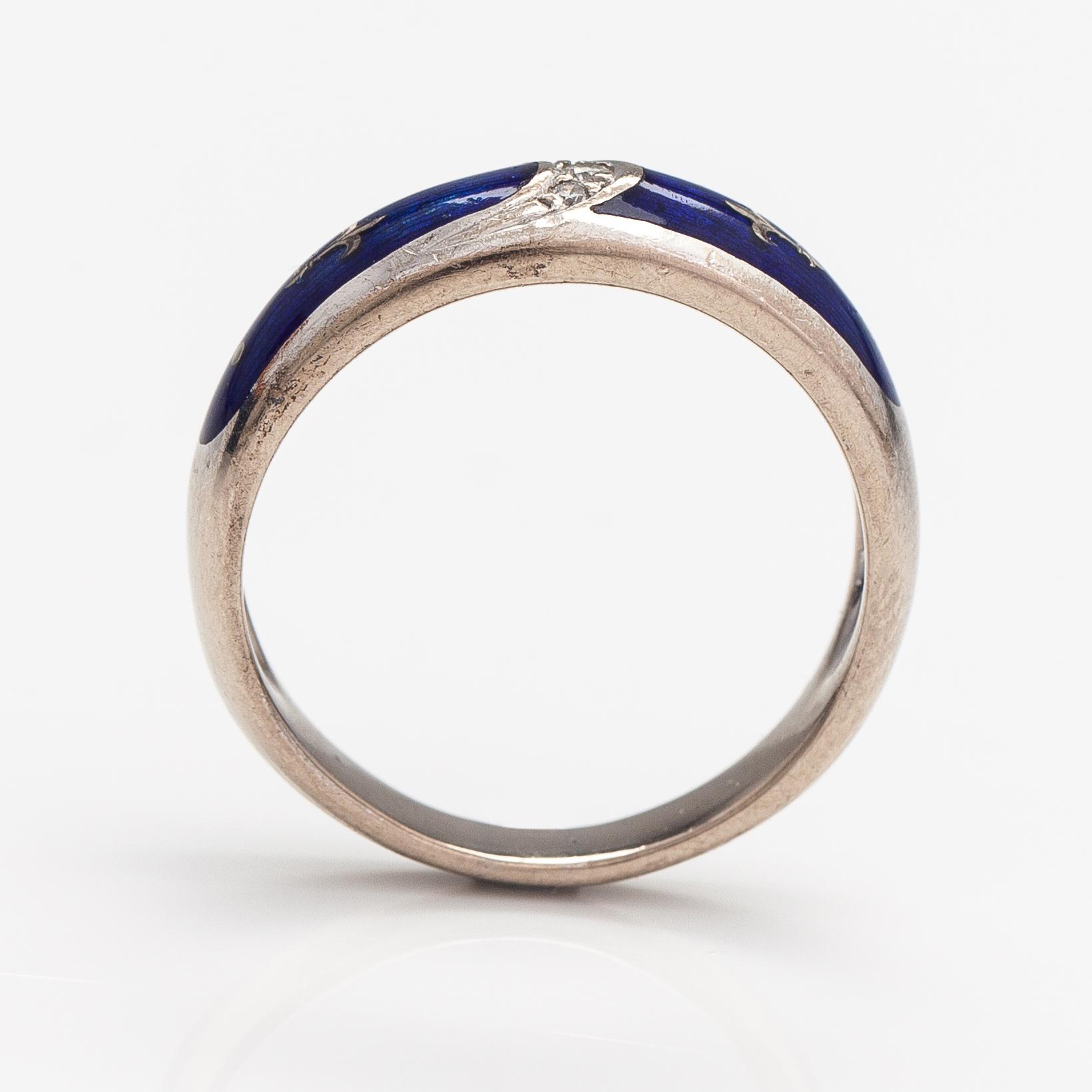 Fabergé, An 18K white gold ring with enamel and diamonds ca. 0.04 ct in total. Victor Mayer.