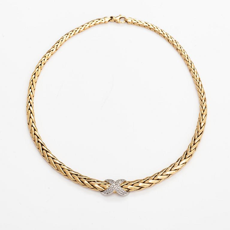An 18K gold neckalce with ca. 0.80 ct of diamonds. TImanttiset, Helsinki.