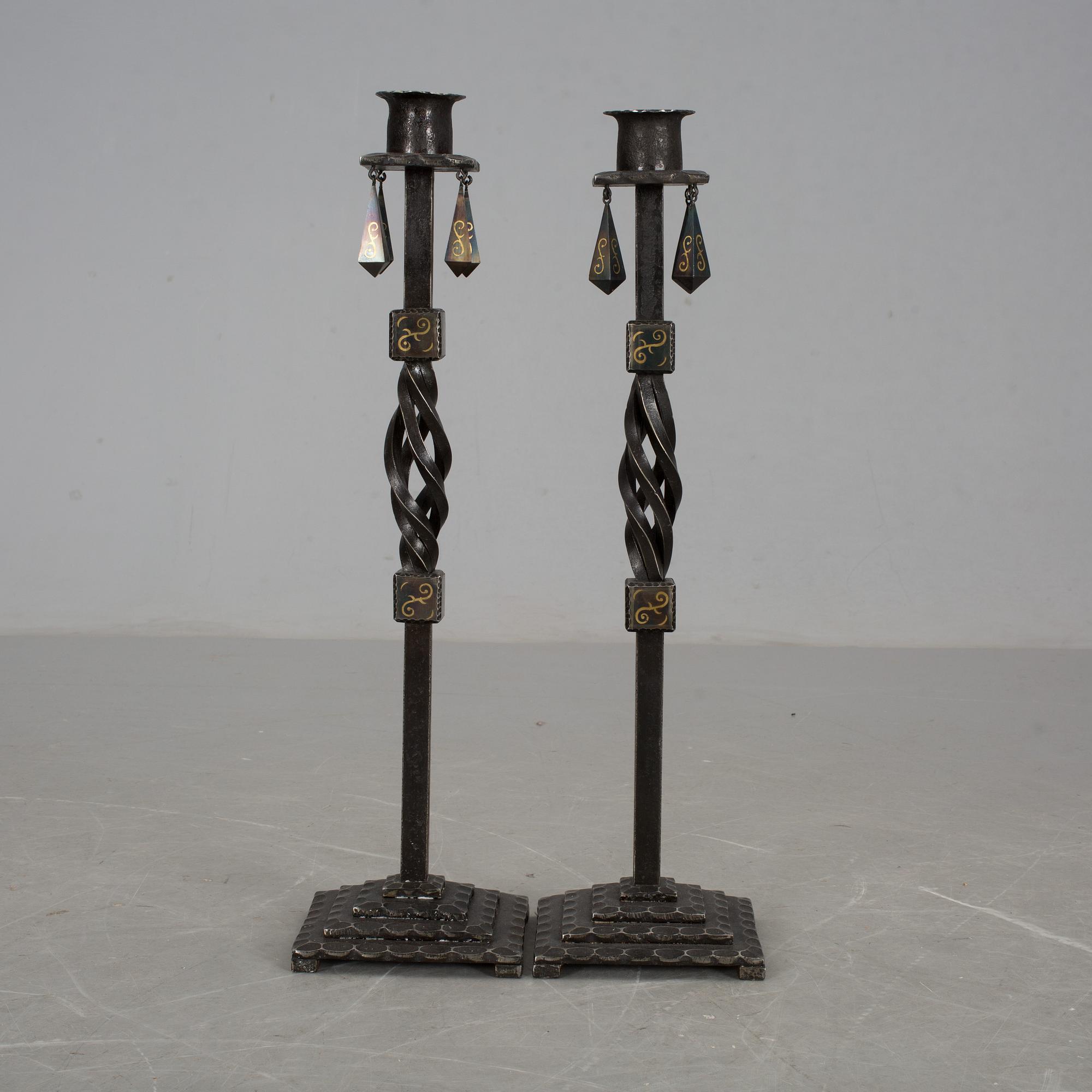 GOLVLJUSSTAKAR, 1900-talets första hälft.