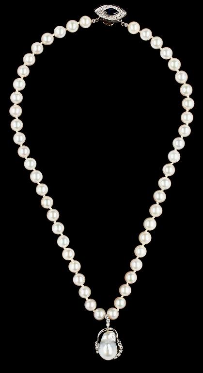 A cultured pearl necklace, app. 7,8 mm.