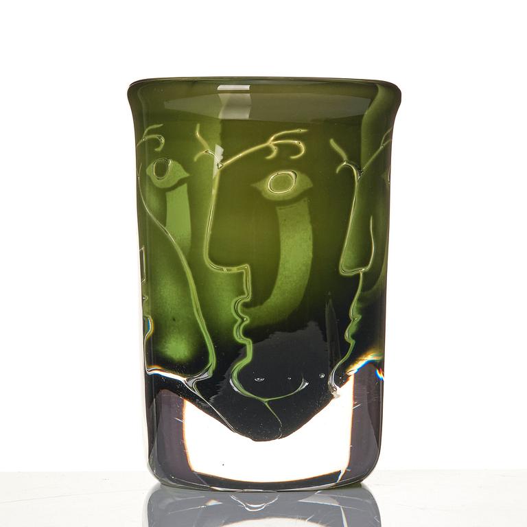 Ingeborg Lundin, an "Ansikten" (Faces) ariel glass vase, Orrefors, Sweden 1975.
