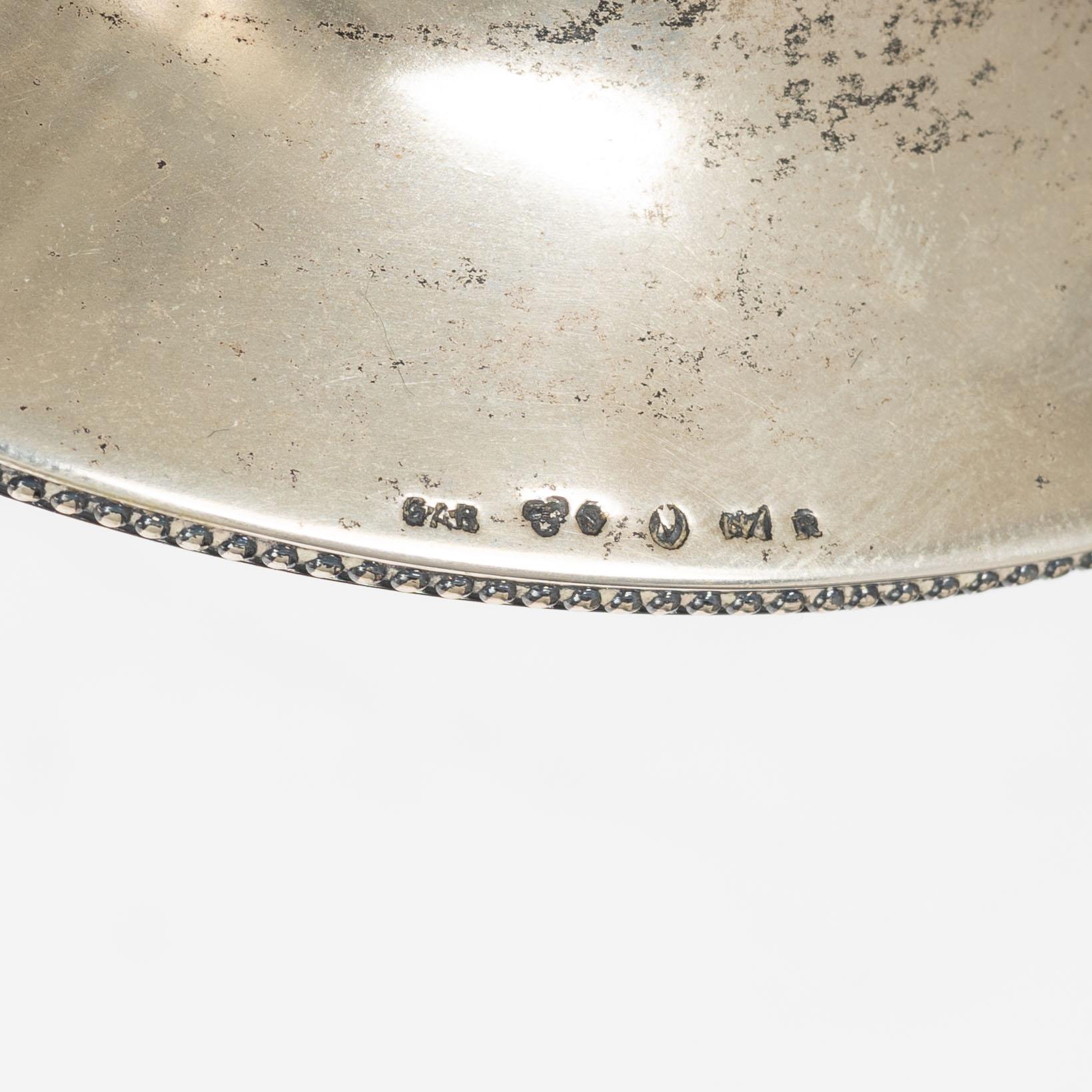Guldsmedsaktiebolaget (GAB), Sockerskål, silver, gustaviansk stil, 1920, samt sked, MGAB, 1941.