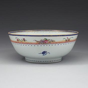 BÅLSKÅL, kompaniporslin. Qingdynasitn, Jiaqing (1796-1820).