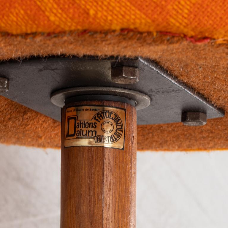A swivel easy chair from Dahléns 1970s.