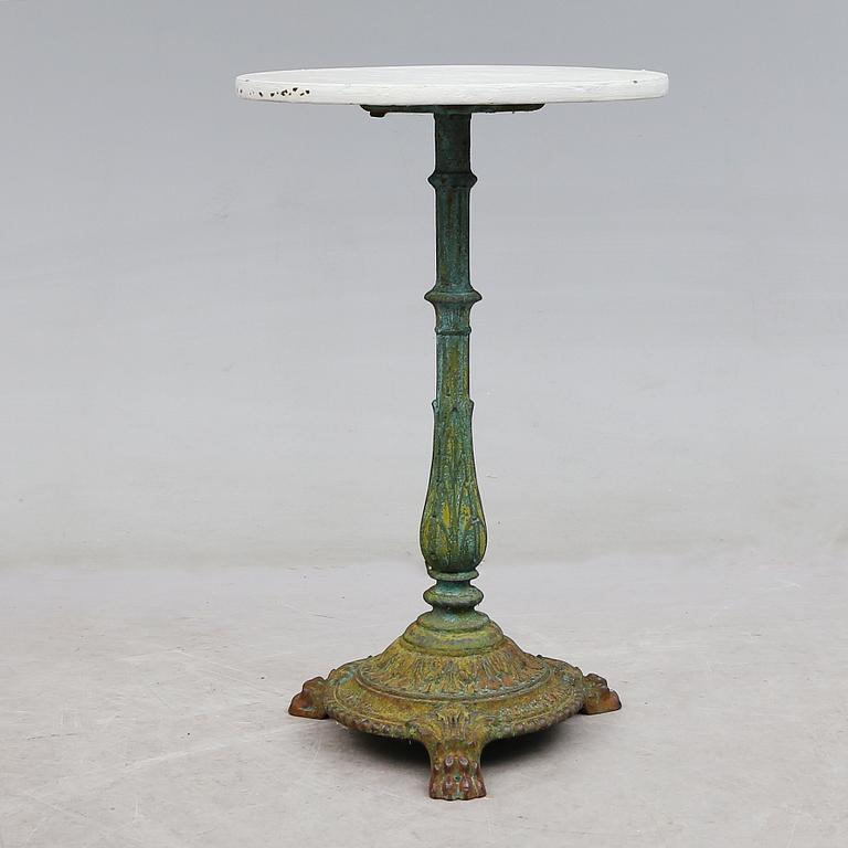 BORD, 1900-talets första hälft.