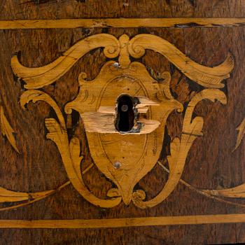 BYRÅ, rokoko, 1700-tal.