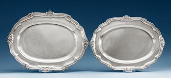 837. TWO ENGLISH SILVER DISHES, Makers mark of Robert Garrad II, London 1835.