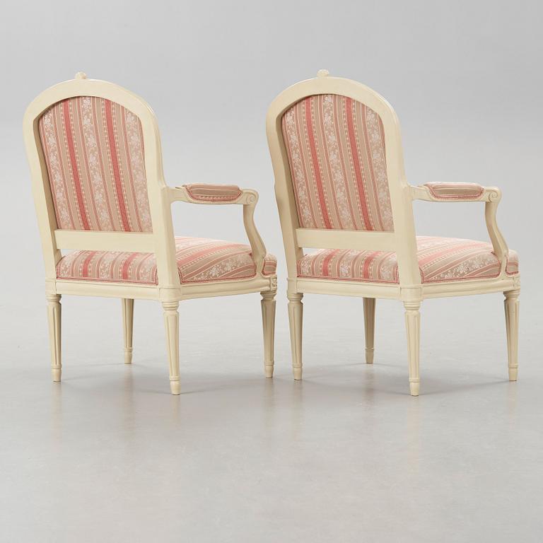 KARMSTOLAR, ett par, stockholmsarbeten, transition rokoko/gustavianska, 1770-tal.