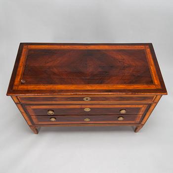 A Louis XVI chest of drawers, Italy, second half of the 18th century.
