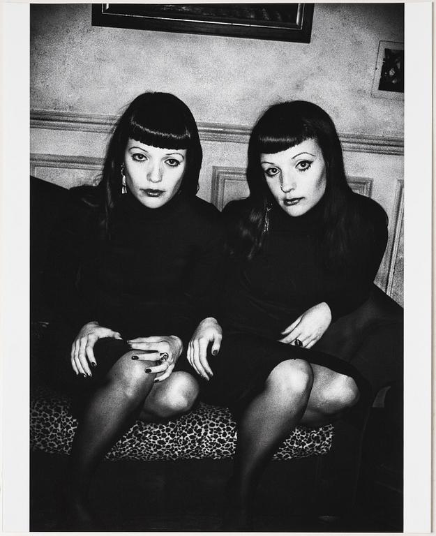 Anders Petersen, "Twins, Paris, 2006".