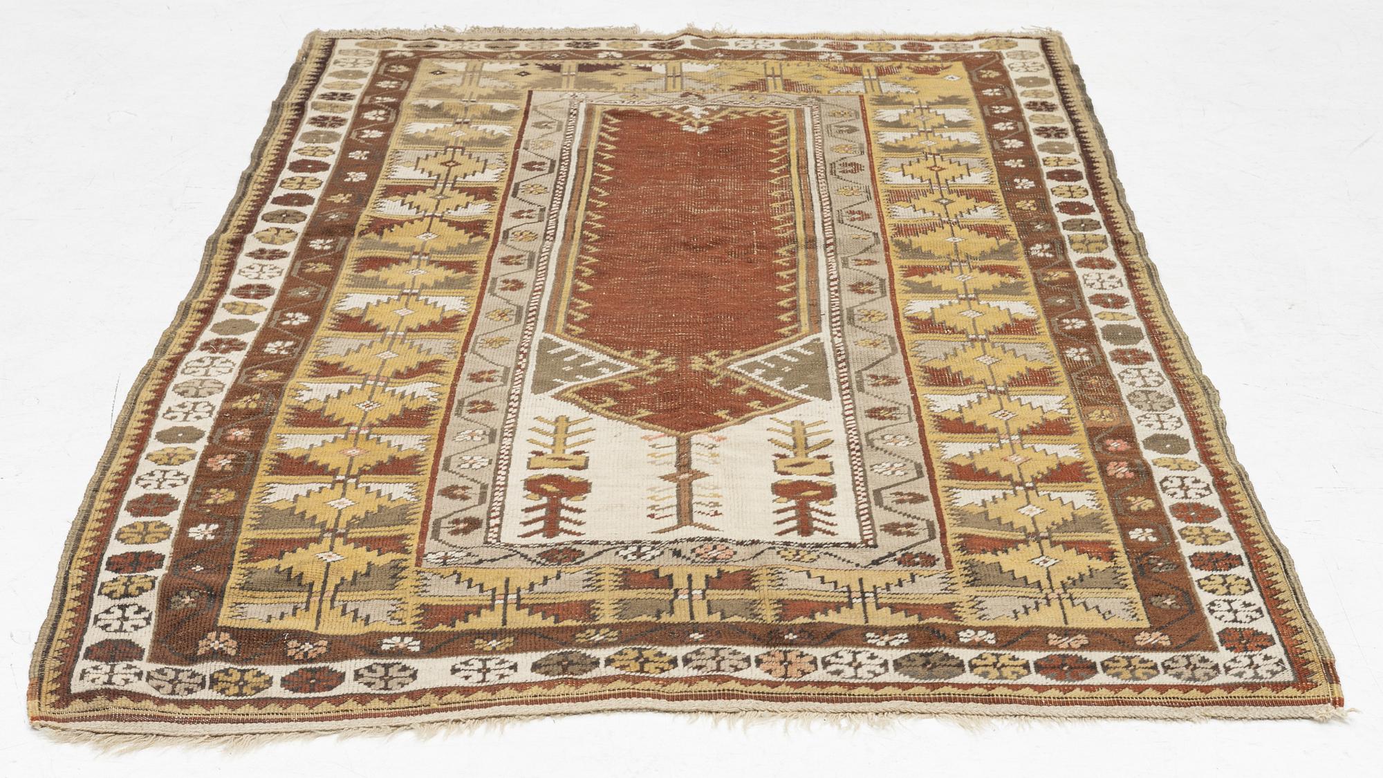 Matta, anatolisk, ca 194 x 119 cm.