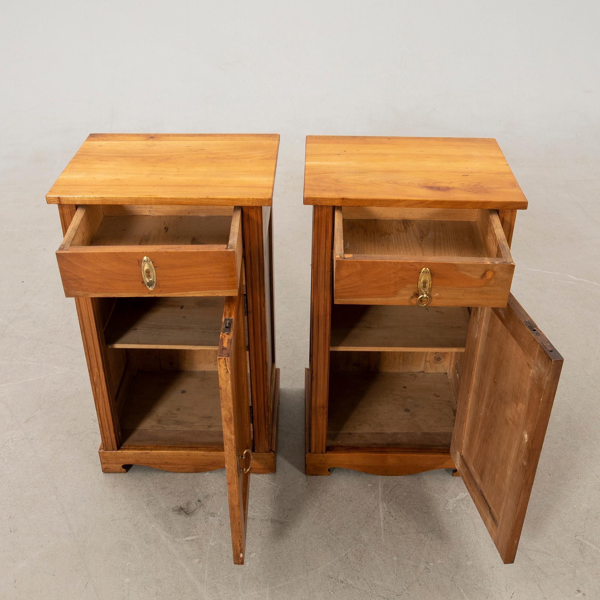 Bedside tables, a pair, first half of the 20th century.